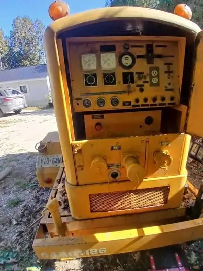 30KW generator 110, 220 and 208/ 3 phase, 1PH 157AMP current, 3PH 104AMP, registered with ownership...
