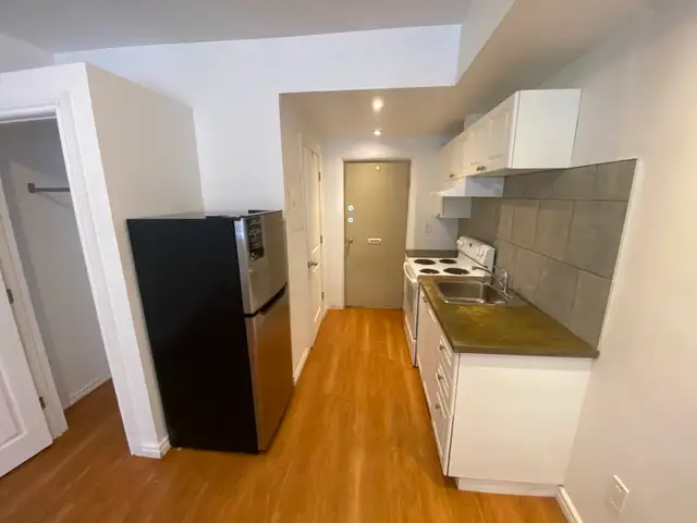 Studio Bachelor Suite in Durand