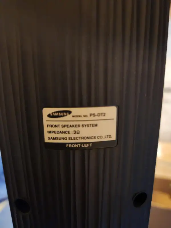 Samsung Home Theatre Tower Speakers in Stereo Systems & Home Theatre in Mississauga / Peel Region - Image 3