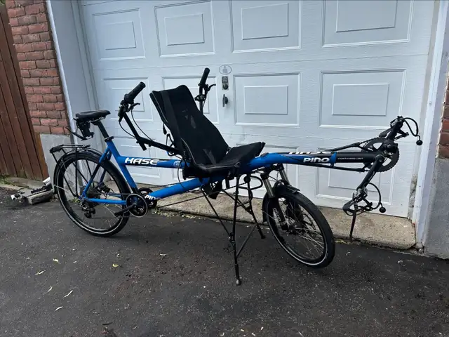Very high-end tandem bicycle of the brand HASE.62863278388483122