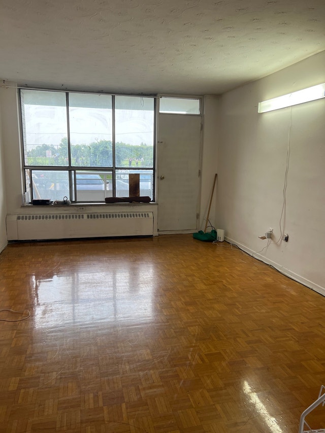 Room near centennial Room Rentals & Roommates City of Toronto Kijiji