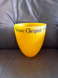 Seau à glace Veuve Clicquot.