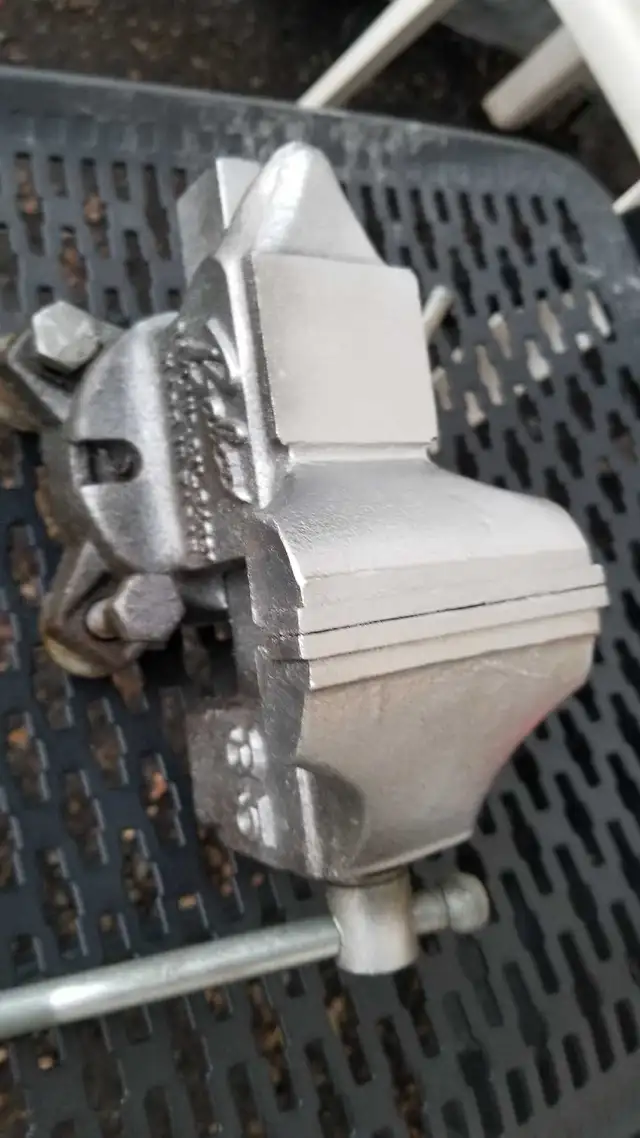 Columbian Vise628632713373471217