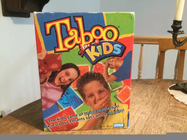 Jeu TABOO adulte jeux TABOO kids RARES.  bilingues 25 $ chacun in Toys & Games in Laval / North Shore - Image 7