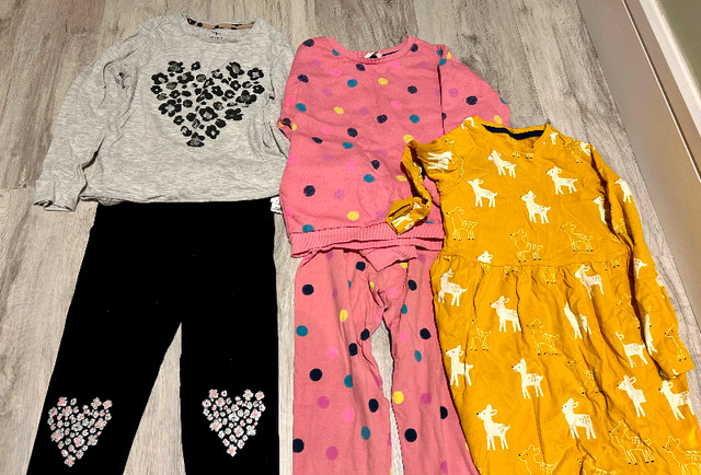 27 pieces Girls 5-6 Yrs Clothing Lot - like new in Kids & Youth in Winnipeg - Image 4
