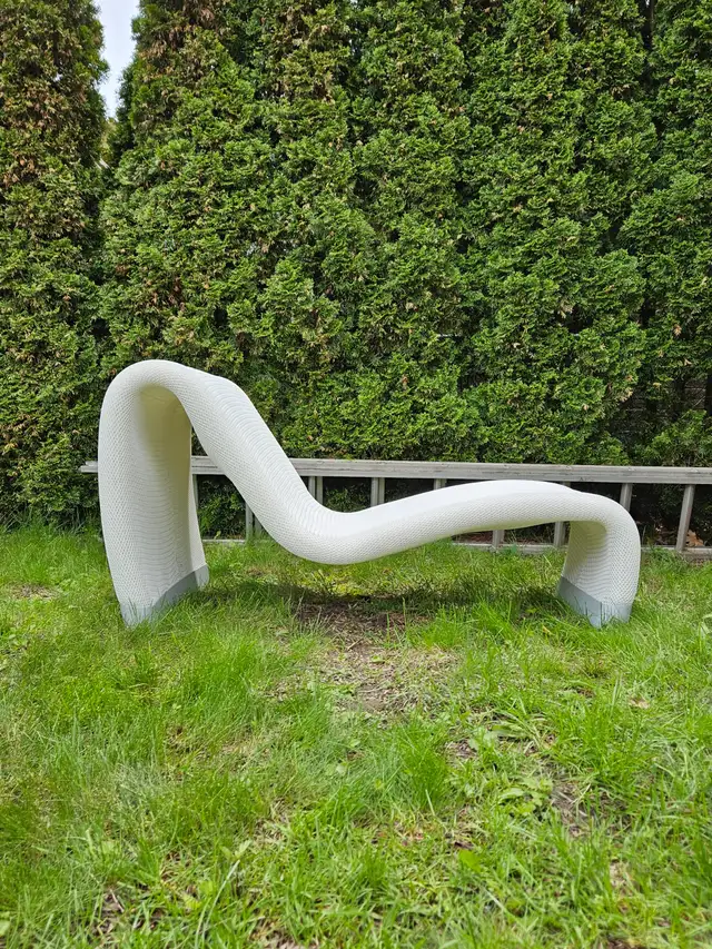 Luxury Outdoor Lounger & Side Table Set - SIFAS SAKURA in Patio & Garden Furniture in Oakville / Halton Region - Image 4