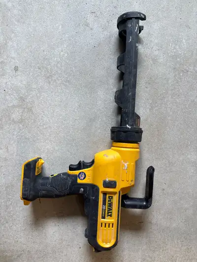 Dewalt 20v cordless caulking gun, View more