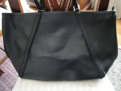 Ladie's Aritizia-  Coulter Duffle Bag, Carryall  by Sunday Best, View more