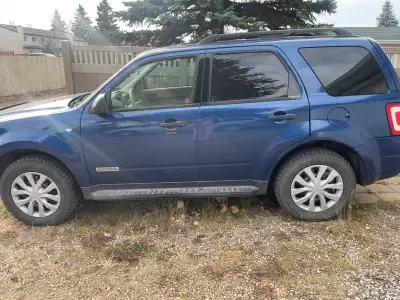2008, Ford escape