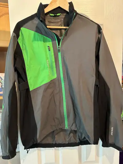 Men’s medium full zip Galvin green Goretex golf jacket , View more