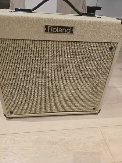 Roland BC-30 Blues Cube, View more