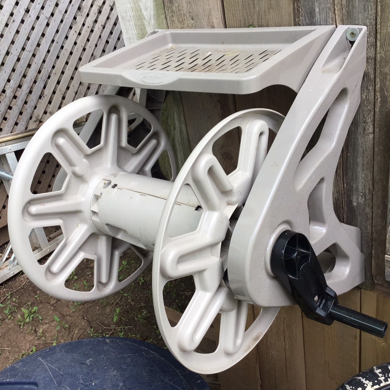 Suncast Wall Mount Garden Hose Reelup to 200 ft hose Other