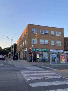 For Rent: Spacious 3-Bedroom Apartment in Prime Location Discover the perfect blend of convenience a...