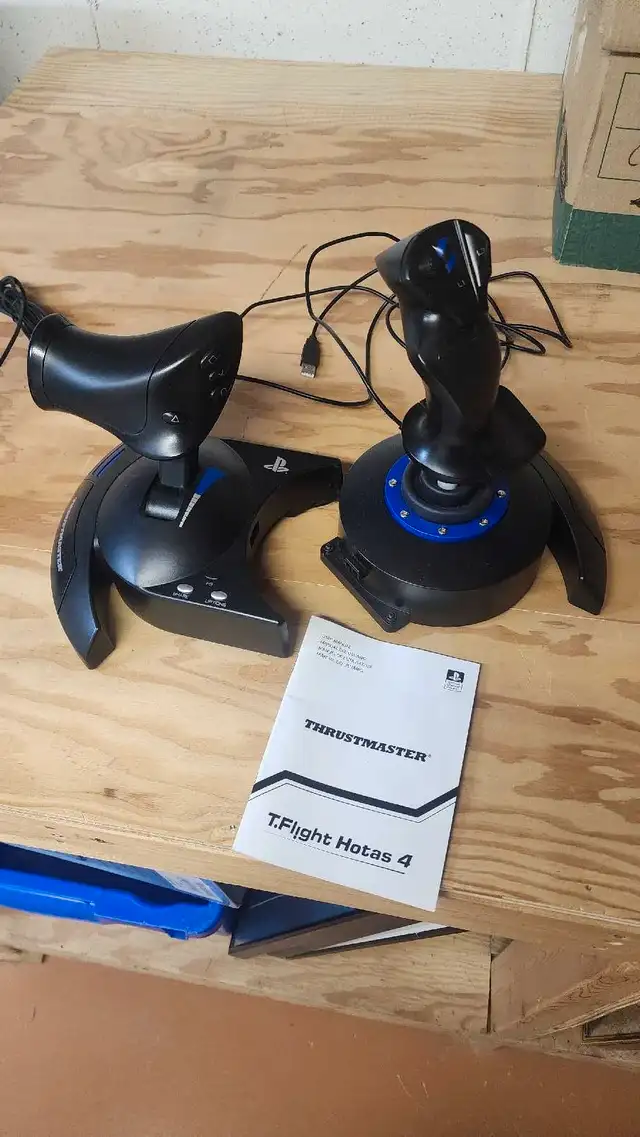 Thrustmaster Hotas 4 and an Extreme 3D Pro Joysticks63815757485953122