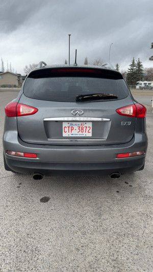 2013 Infiniti EX37 Sport 