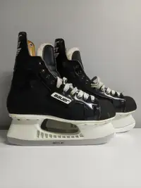 Men's Bauer Skates , Size 7 1/2 D ( fits a size 9 shoe ) $30