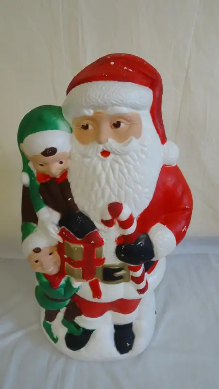Vtg TPI Blow Mold Santa with Elves 31" Tall in Outdoor Décor in Kitchener / Waterloo - Image 2