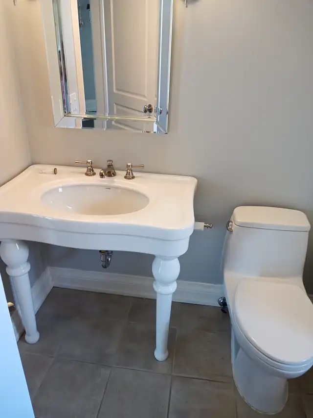 SAME‑DAY PLUMBER — CALL 647‑897‑1572540256313122508807