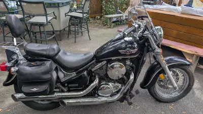 « La belle aventurière — ta future compagne de route » Chère inconnue... ou cher inconnu, Imagine un...