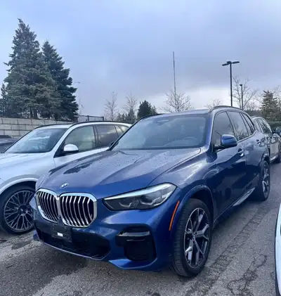 I am selling a grille for a BMW X5. This is a new grille in excellent condition. Give your X5 a new...