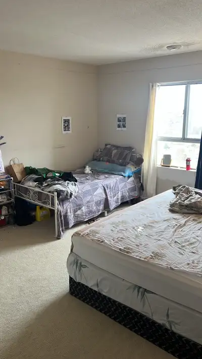 room available in sharing