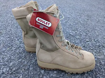 ++MADE IN CANADA++ Men's Desert Operations Combat Boots by BOULET Size: 8½ Regular 10" Height Brand...