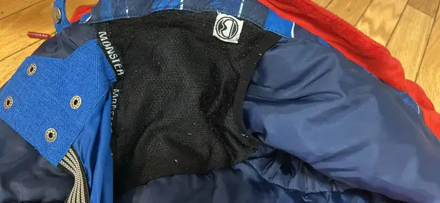 Boys Ski jacket  in Kids & Youth in Ottawa - Image 5