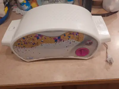 EZ bake ovenMintNo accessoriesWorks great$12, View more