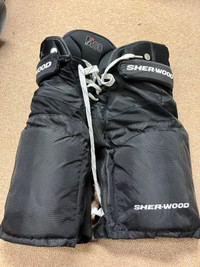 Sherwood junior small hockey pants 