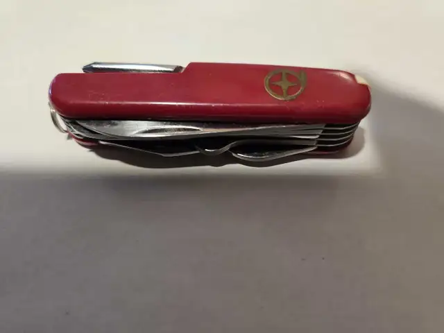 Multifunction Knife in Hand Tools in Mississauga / Peel Region - Image 8
