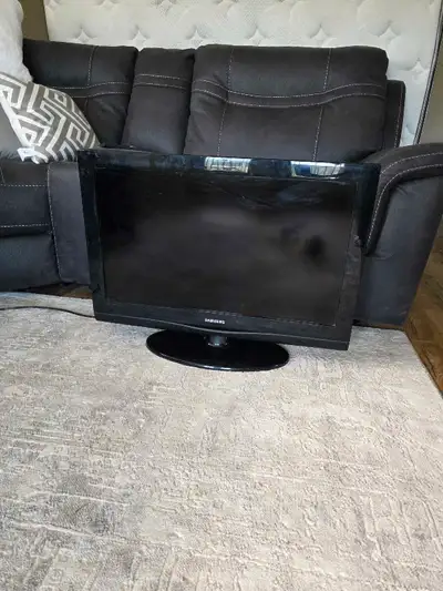 Samsung 32" TV, View more
