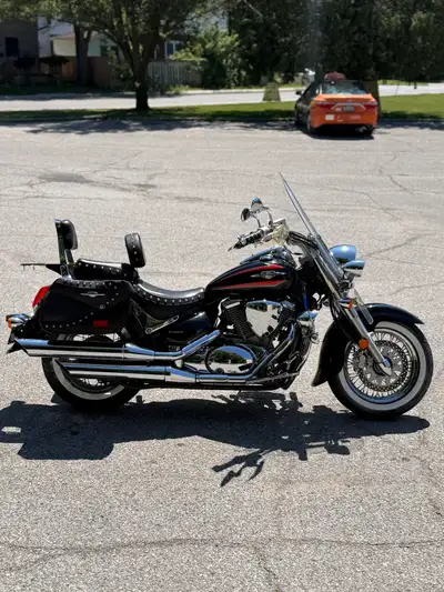 2019 SUZUKI BOULEVARD C50 Only 7,900 KM Safety Certified on July 20, 2026. VIN: JS1VS55AXK7100545 Ca...