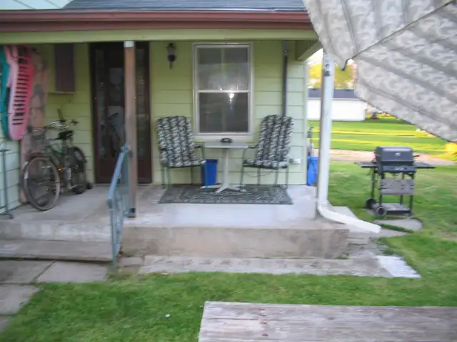 Port Burwell Cottage for Rent in Ontario in Canada - Image 3
