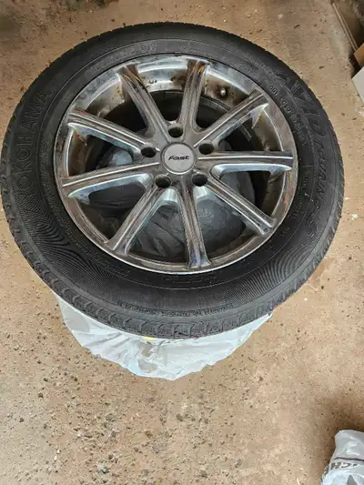 P205/ 60 R 16.  Summer tires with Rims.