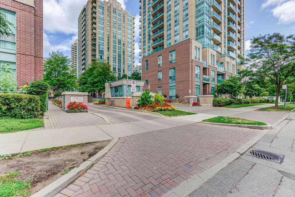 Prime Yonge & Finch Location – Furnished 1-Bedroom Condo 1