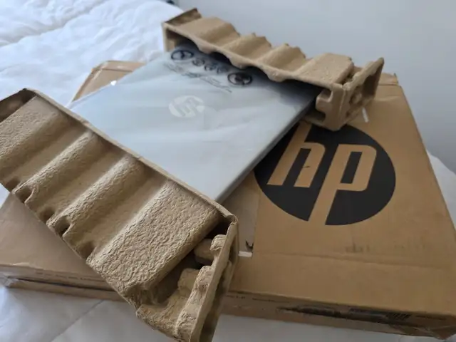 ***LAPTOP ***HP NOTEBOOK PC ***AMD RYZEN 7 ***15em0033CA **16gb in Laptops in Markham / York Region - Image 2