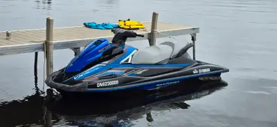 VX Deluxe, Not H/O version, This is the fuel saving Version. low hours, fresh tune up. With trailer...