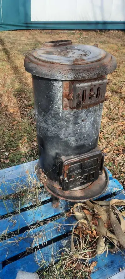 Antique coal/wood stove, View more