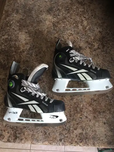 Reebok hockey skates size 4, View more