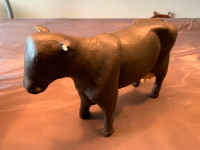 Sculpture de vaches style art populaire