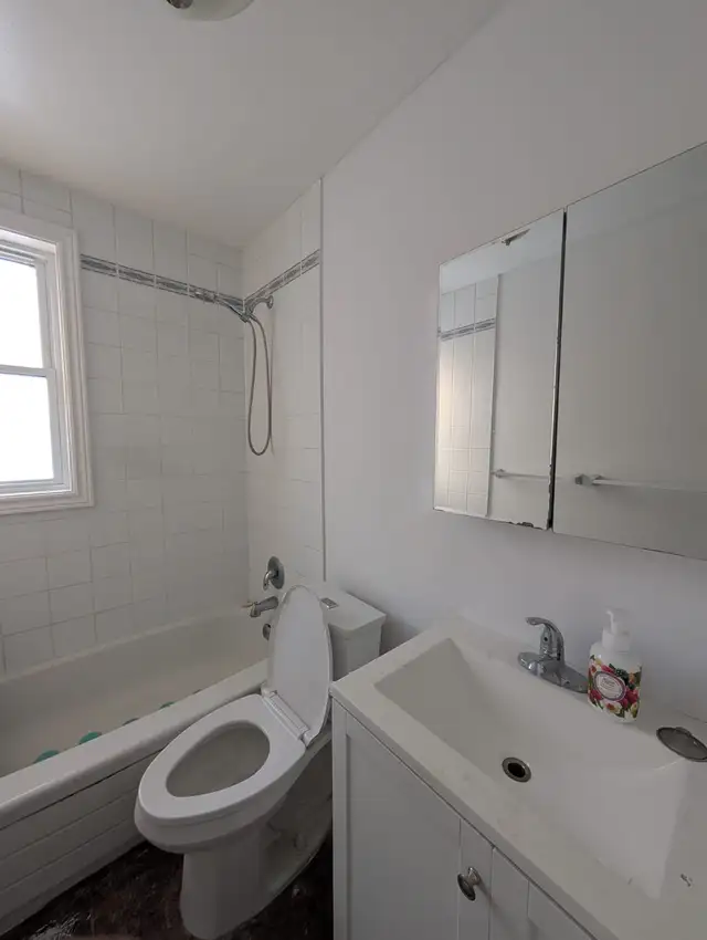 ROOMS FOR RENT SCARBOROUGH - LAWRENCE AND MORNINGSIDE