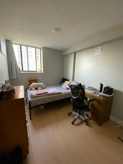 Looking for a girl/woman to takeover my spot for a 2 bed 1bath apartment . Room available for 3 mont...