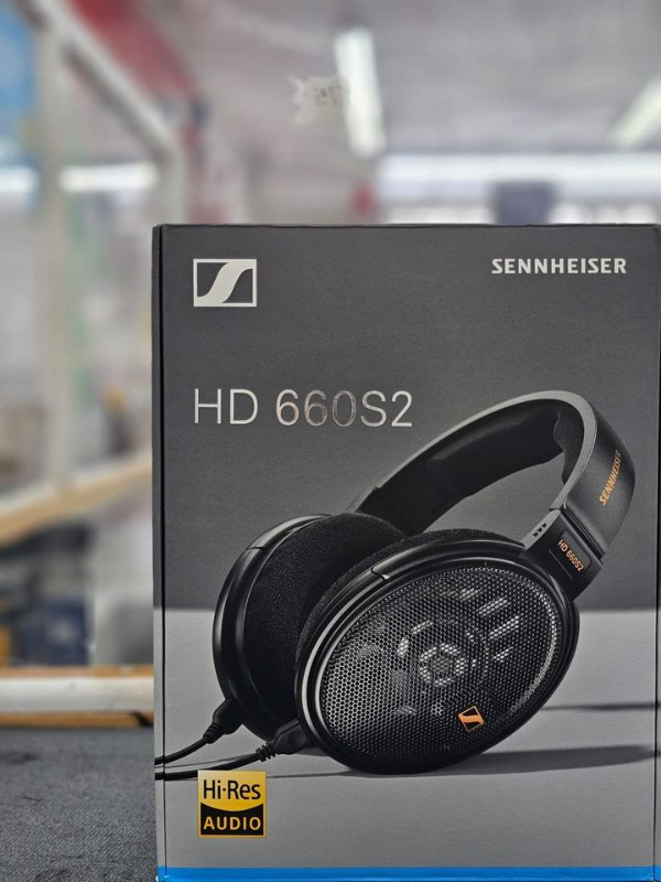 Sennheiser HD 660S2 - Wired Audiophile Stereo Headphones with De in Headphones in City of Toronto - Image 2