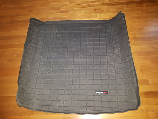 Tapis cargo Porsche Cayenne 2010-2018 in Other Parts & Accessories in Longueuil / South Shore