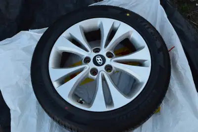 4x215/55r17 Laufenn G FIT AS All Season Tires Wheels5x114.3 Like new conditions 4 like new Premium T...