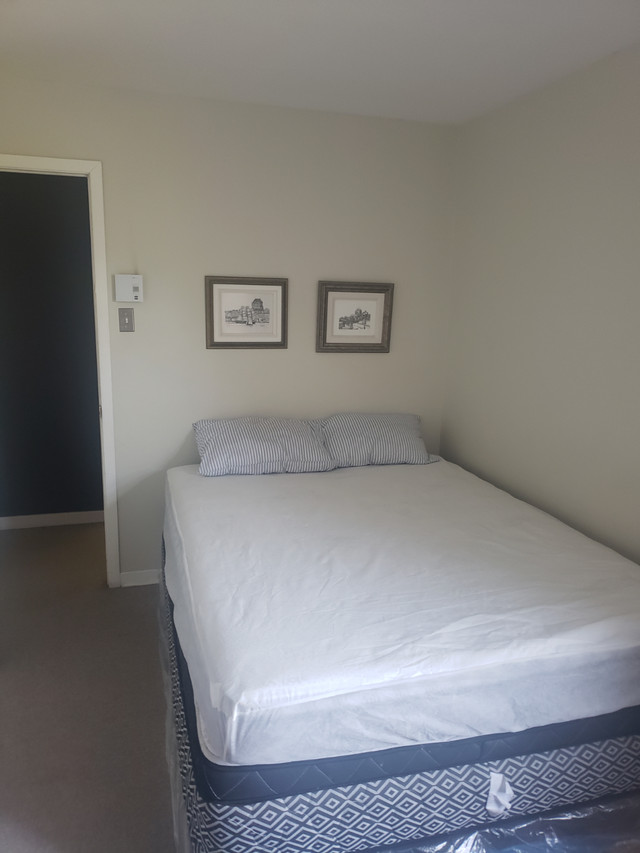 Chambre à louer dans Chambres à louer et colocs  à Ville de Montréal