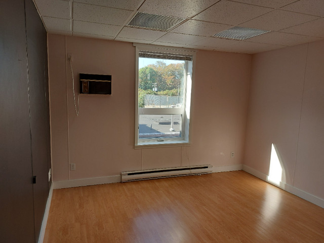 Downtown Nanaimo Office/Studio Space in Commercial & Office Space for Rent in Nanaimo - Image 3