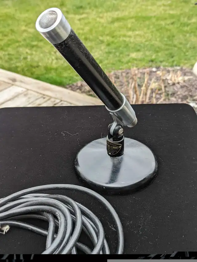 Vintage Turner 57D Microphone 1950's in Pro Audio & Recording Equipment in St. Catharines - Image 7