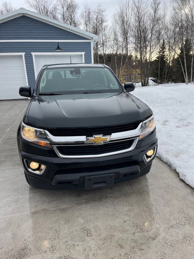 2017 Chevrolet colorado crew cab dans Autos et camions  à Ville de Québec - Image 3