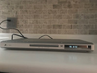 Zenith DVD Player - Model DVB 410